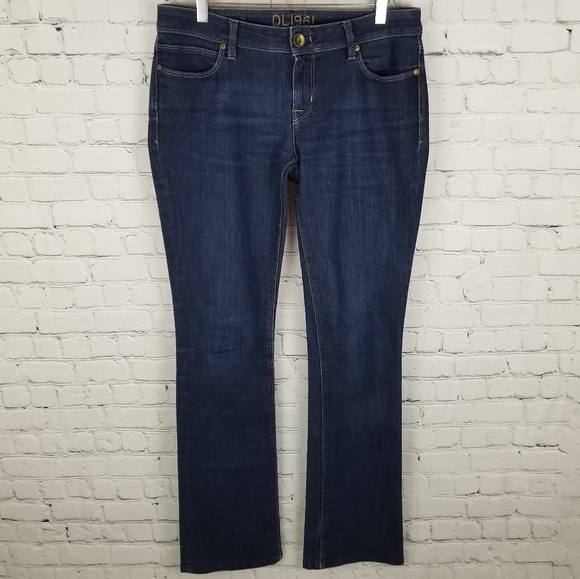 DL1961 | Cindy slim boot cut dark wash jeans - Picture 2 of 12